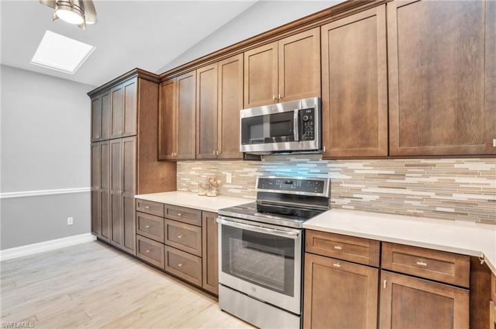 532  Joseph  CT, Naples, FL 34104