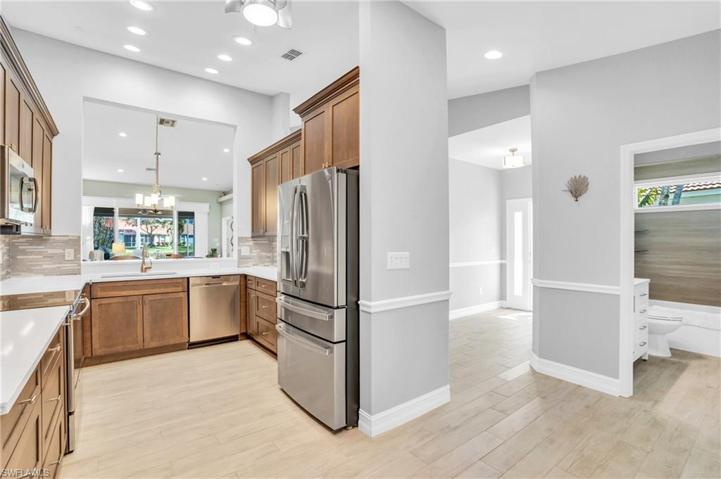 532  Joseph  CT, Naples, FL 34104