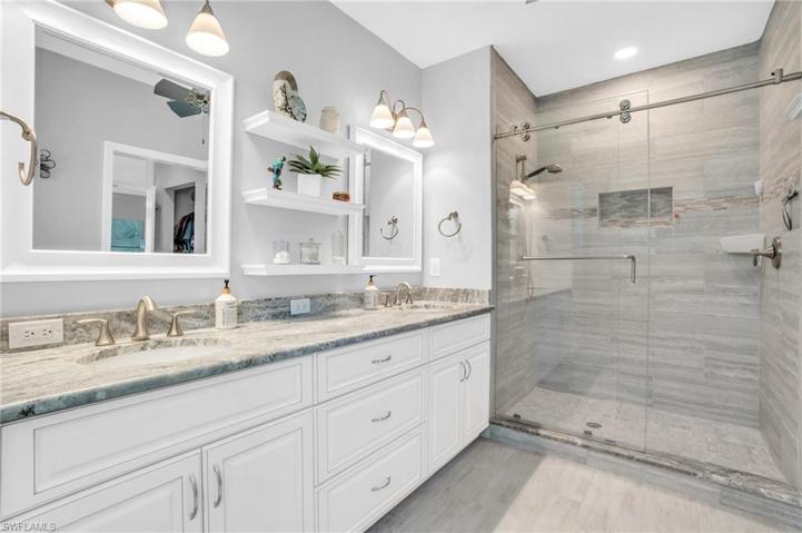 532  Joseph  CT, Naples, FL 34104
