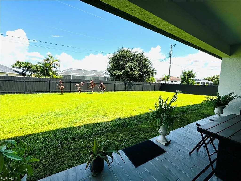 401 9th ST, Cape Coral, FL 33909,224071397