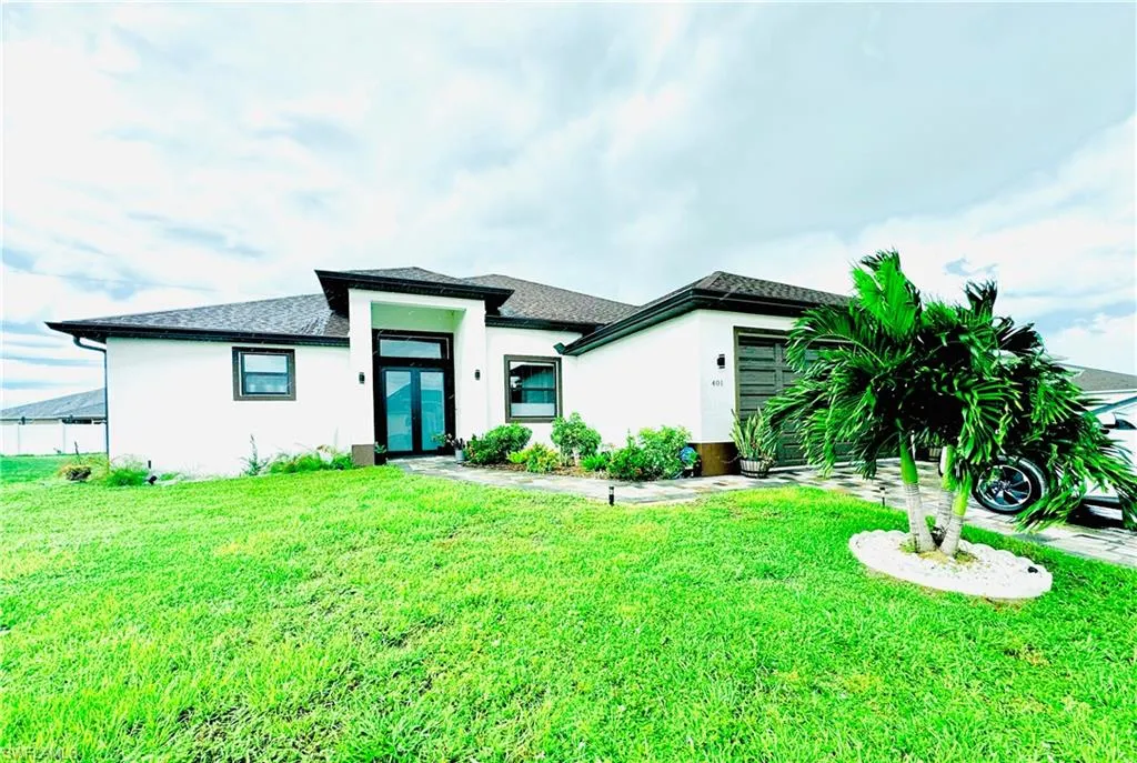 401 9th ST, Cape Coral, FL 33909,224071397