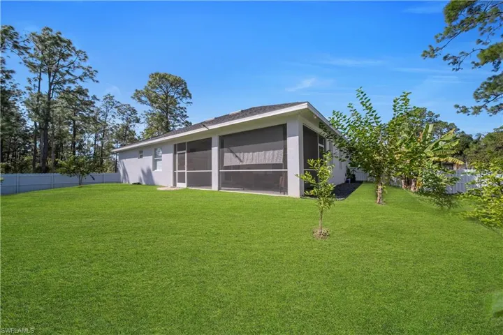 910 Scott Ave, Lehigh Acres, Florida 33972