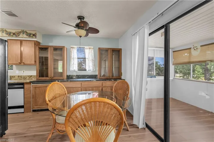 Dining Rm