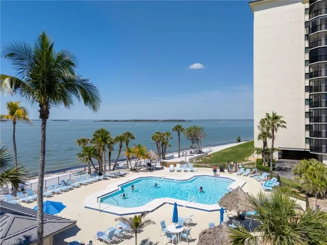 17080 Harbour Point Dr # 612, Fort Myers, Florida 33908