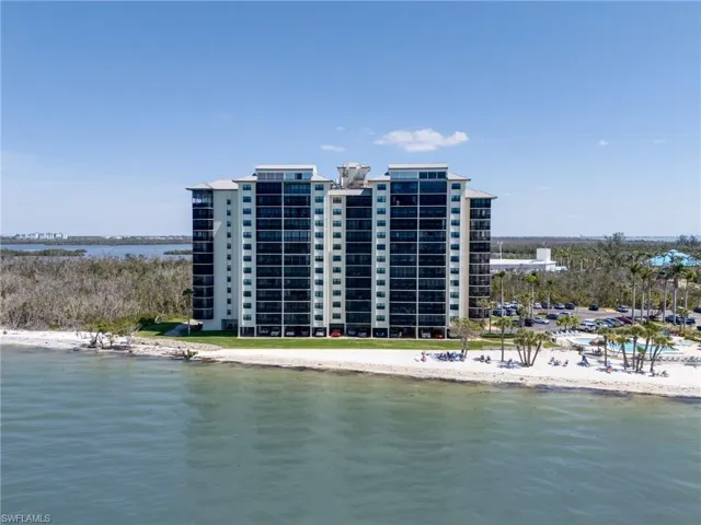 17080 Harbour Point Dr # 612, Fort Myers, Florida 33908