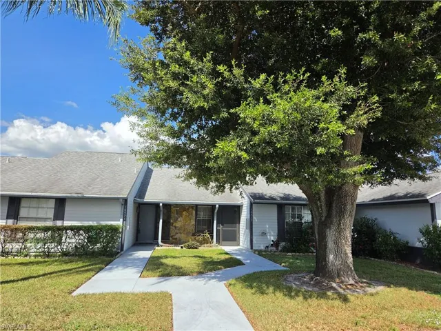10521 Putnam Ct, Lehigh Acres, Florida 33936