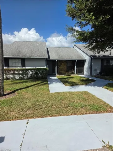 10521 Putnam Ct, Lehigh Acres, Florida 33936