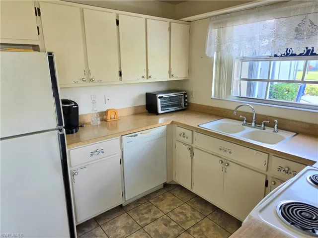 10521 Putnam Ct, Lehigh Acres, Florida 33936