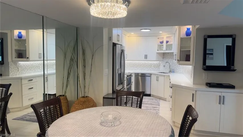 4005 Gulf Shore Blvd N # 1104, Naples, Florida 34103
