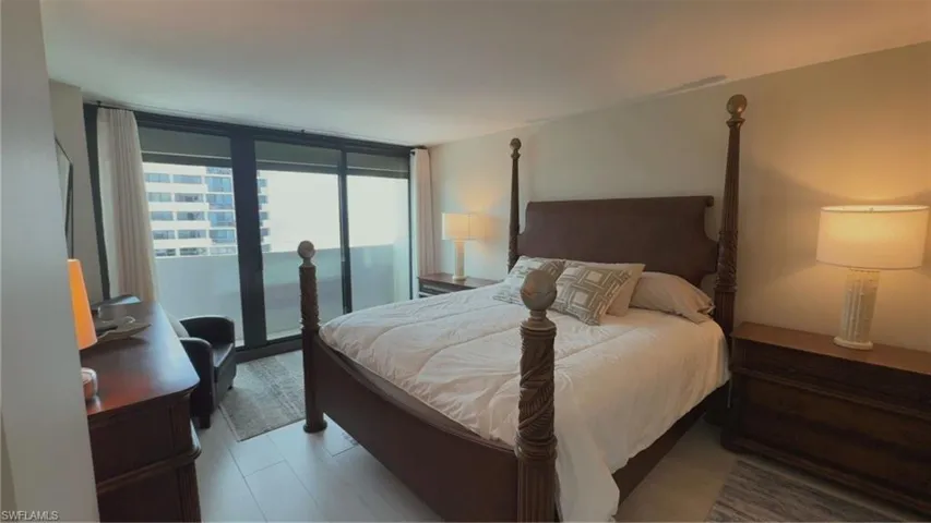 4005 Gulf Shore Blvd N # 1104, Naples, Florida 34103