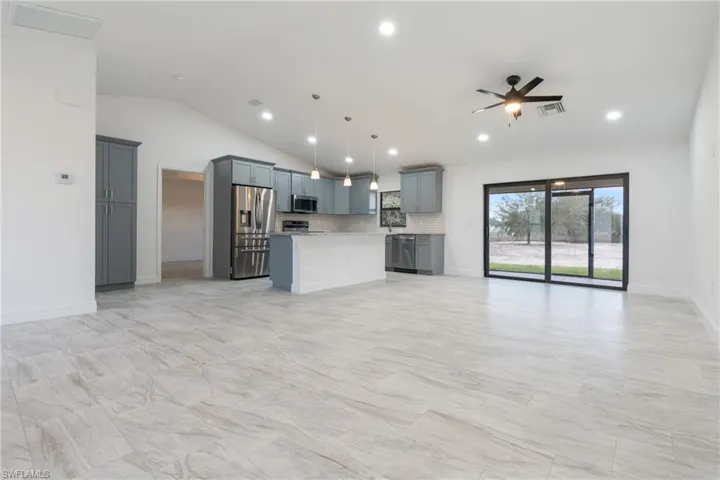 LR-Kitchen-Lanai