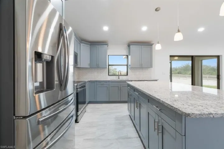 7969  17th  TER, Labelle, FL 33935