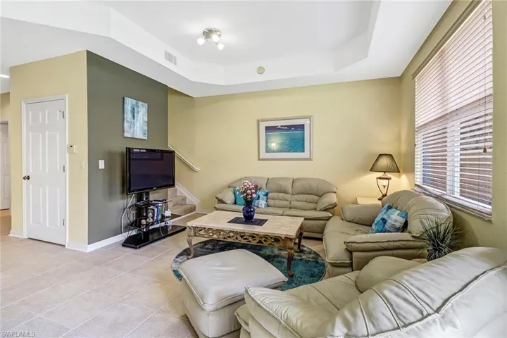 9810  Healthpark  CIR, Fort Myers, FL 33908