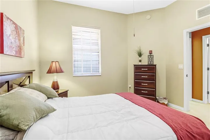 9810  Healthpark  CIR, Fort Myers, FL 33908