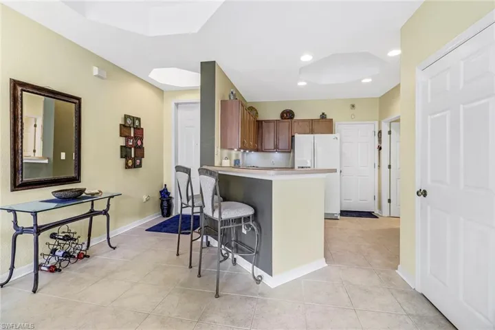 9810  Healthpark  CIR, Fort Myers, FL 33908