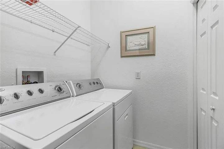 9810  Healthpark  CIR, Fort Myers, FL 33908