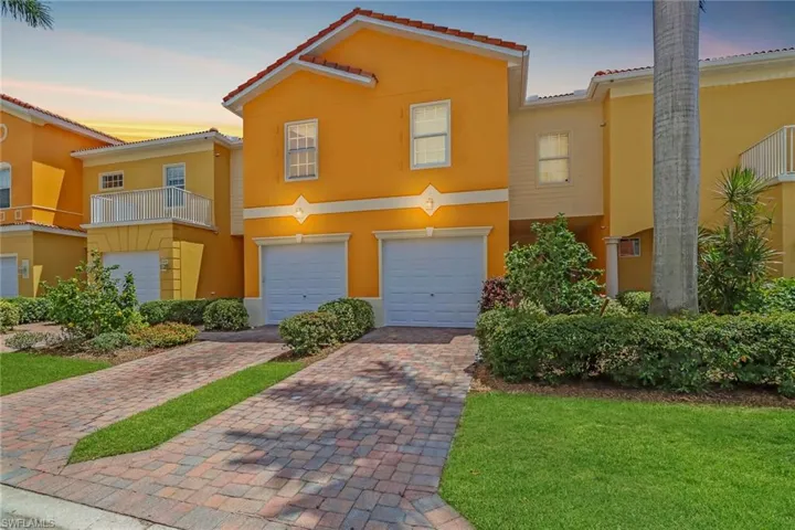 9810  Healthpark  CIR, Fort Myers, FL 33908