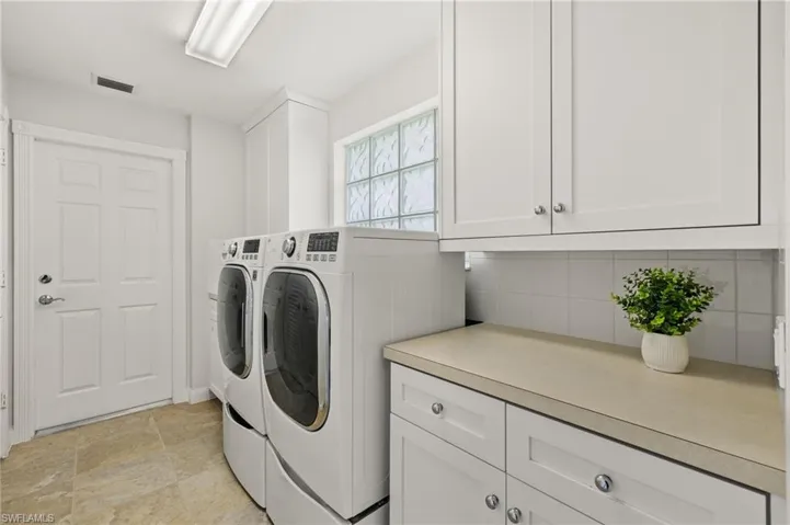 Finished Laundry Room