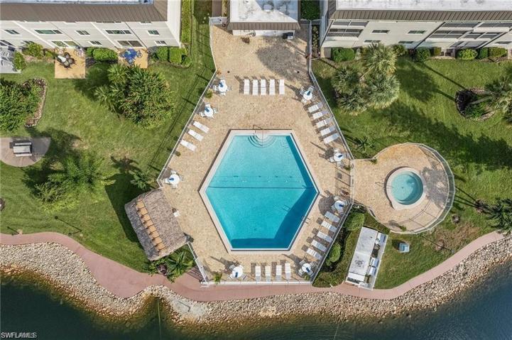 1008 Manatee RD # G101, NAPLES FL 34114