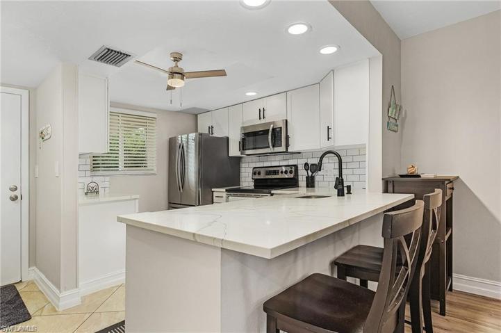 1008 Manatee RD # G101, NAPLES FL 34114