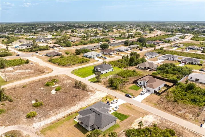 348  Pyramid  AVE, Lehigh Acres, FL 33974