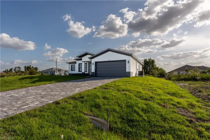 348  Pyramid  AVE, Lehigh Acres, FL 33974