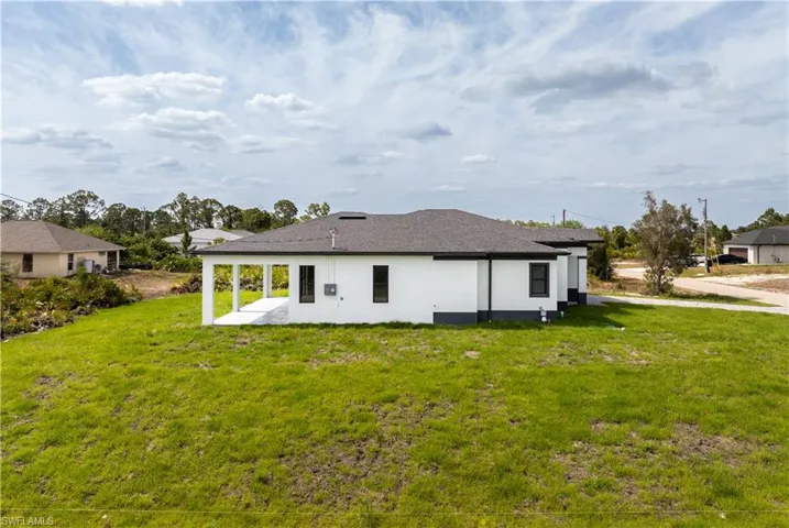 348  Pyramid  AVE, Lehigh Acres, FL 33974