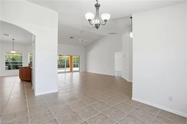 928 Nw 5th Pl, Cape Coral, Florida 33993