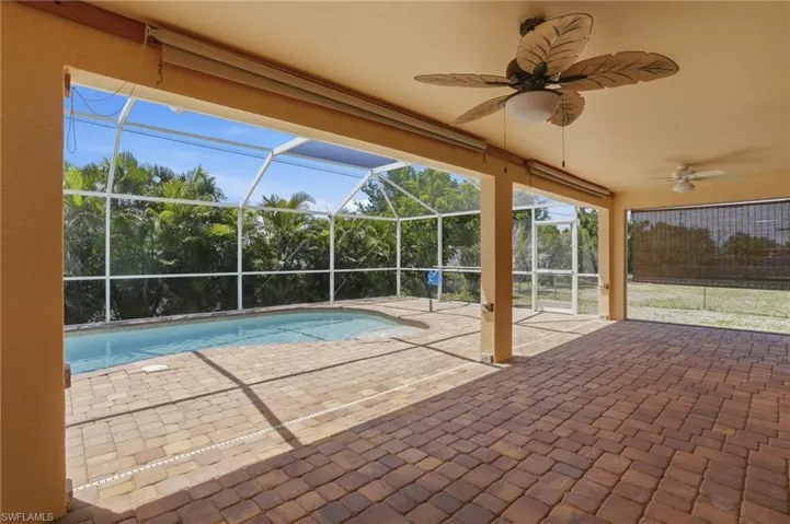 928 Nw 5th Pl, Cape Coral, Florida 33993