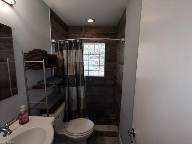 4330 Tufts AVE, FORT MYERS FL 33901