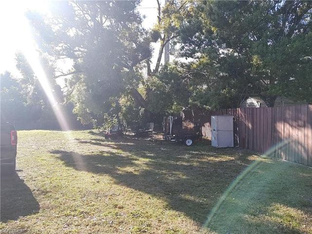 4330 Tufts AVE, FORT MYERS FL 33901