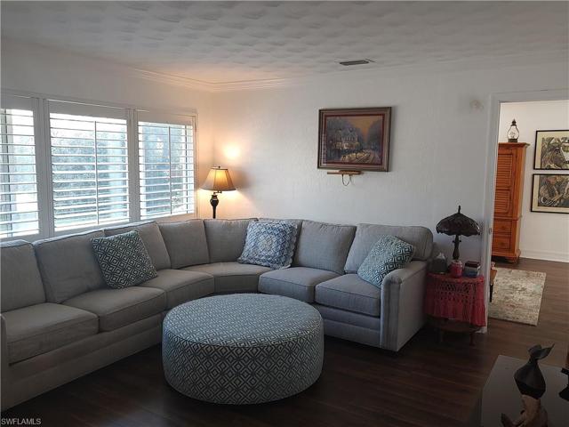 4330 Tufts AVE, FORT MYERS FL 33901