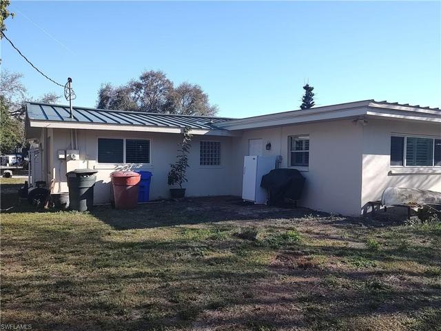 4330 Tufts AVE, FORT MYERS FL 33901