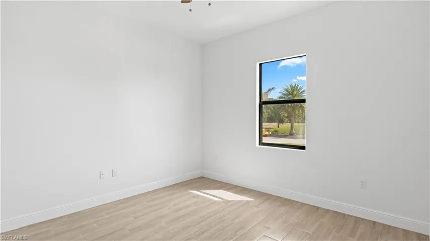 422  Progress  AVE, Lehigh Acres, FL 33974