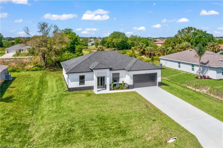422  Progress  AVE, Lehigh Acres, FL 33974