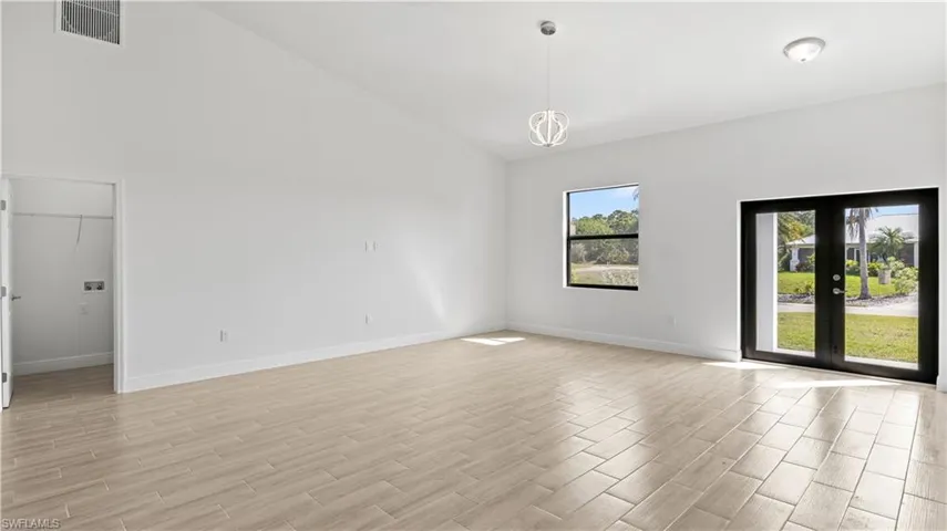 422  Progress  AVE, Lehigh Acres, FL 33974
