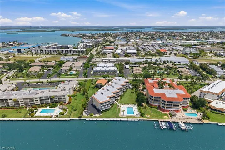 816 W Elkcam  CIR, Marco Island, FL 34145