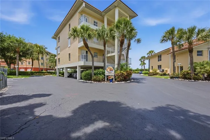 816 W Elkcam  CIR, Marco Island, FL 34145