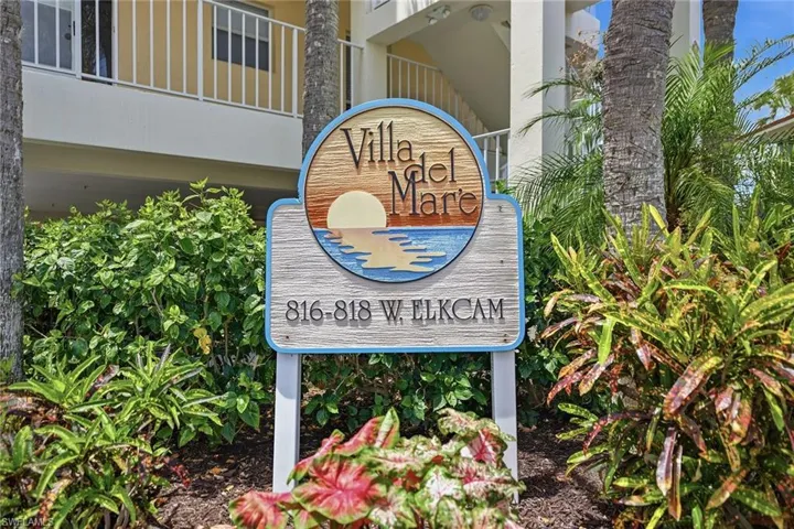 816 W Elkcam  CIR, Marco Island, FL 34145