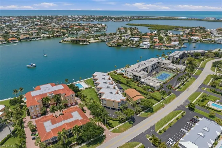 816 W Elkcam  CIR, Marco Island, FL 34145