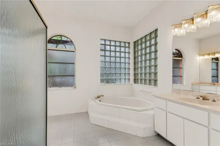 4056 Gingold St, Port Charlotte, Florida 33948
