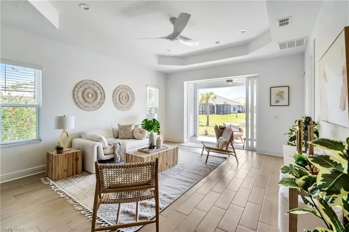 Living room with a tray ceiling