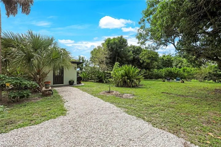 3032  Coco  AVE, Naples, FL 34112
