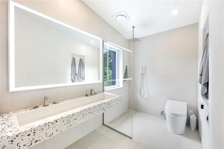 3032  Coco  AVE, Naples, FL 34112