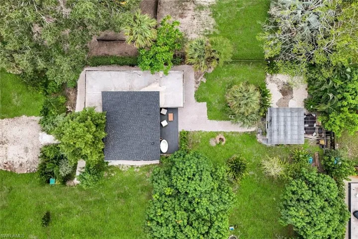 3032  Coco  AVE, Naples, FL 34112