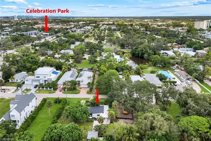 3032  Coco  AVE, Naples, FL 34112