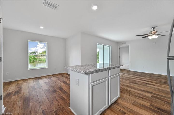 920  Arthur  ST, Immokalee, FL 34142