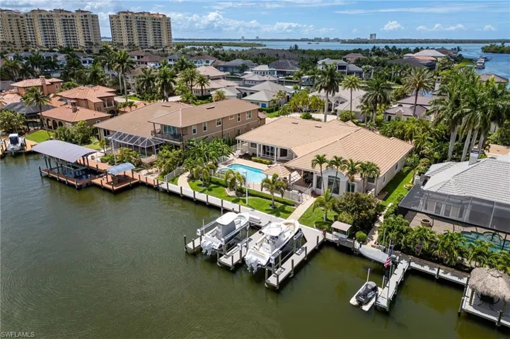 1523 Hermitage Ln, Cape Coral, Florida 33914