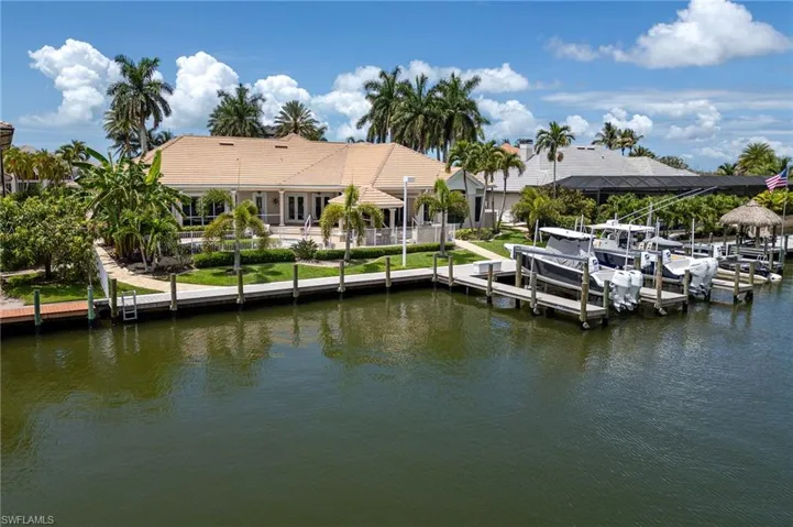 1523 Hermitage Ln, Cape Coral, Florida 33914