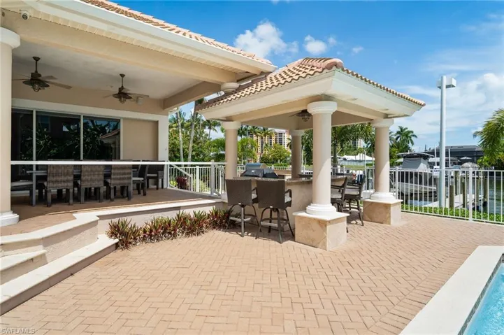 1523 Hermitage Ln, Cape Coral, Florida 33914